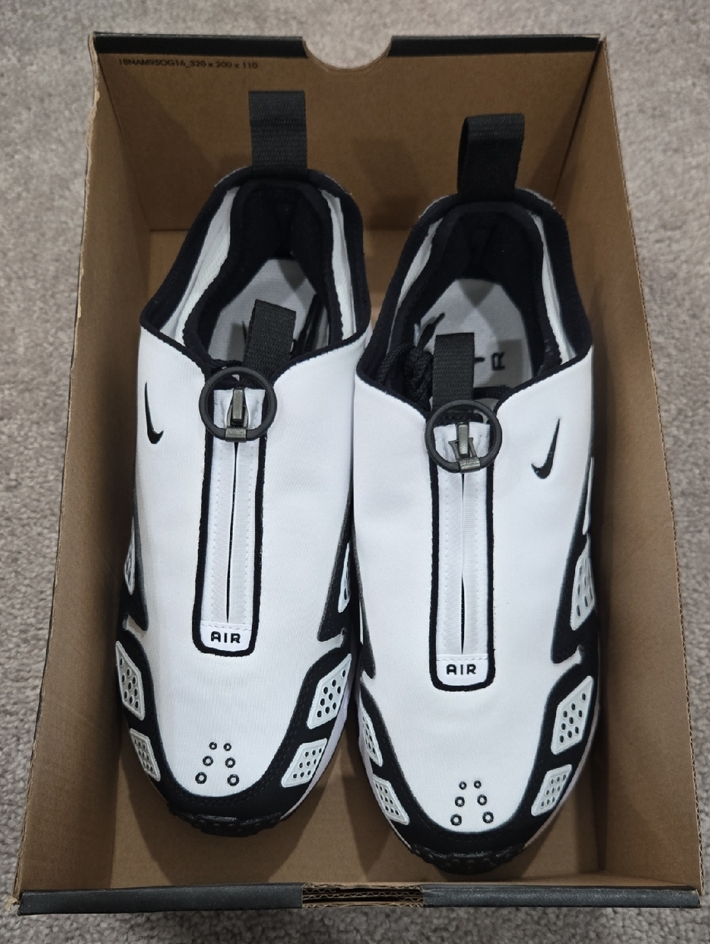 Women's Nike Air Max SNDR Size 7.5 - Picture 1 of 3